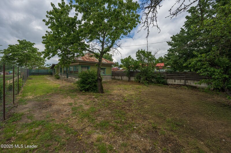 Izvorani, proprietate, la doar 44.900 euro